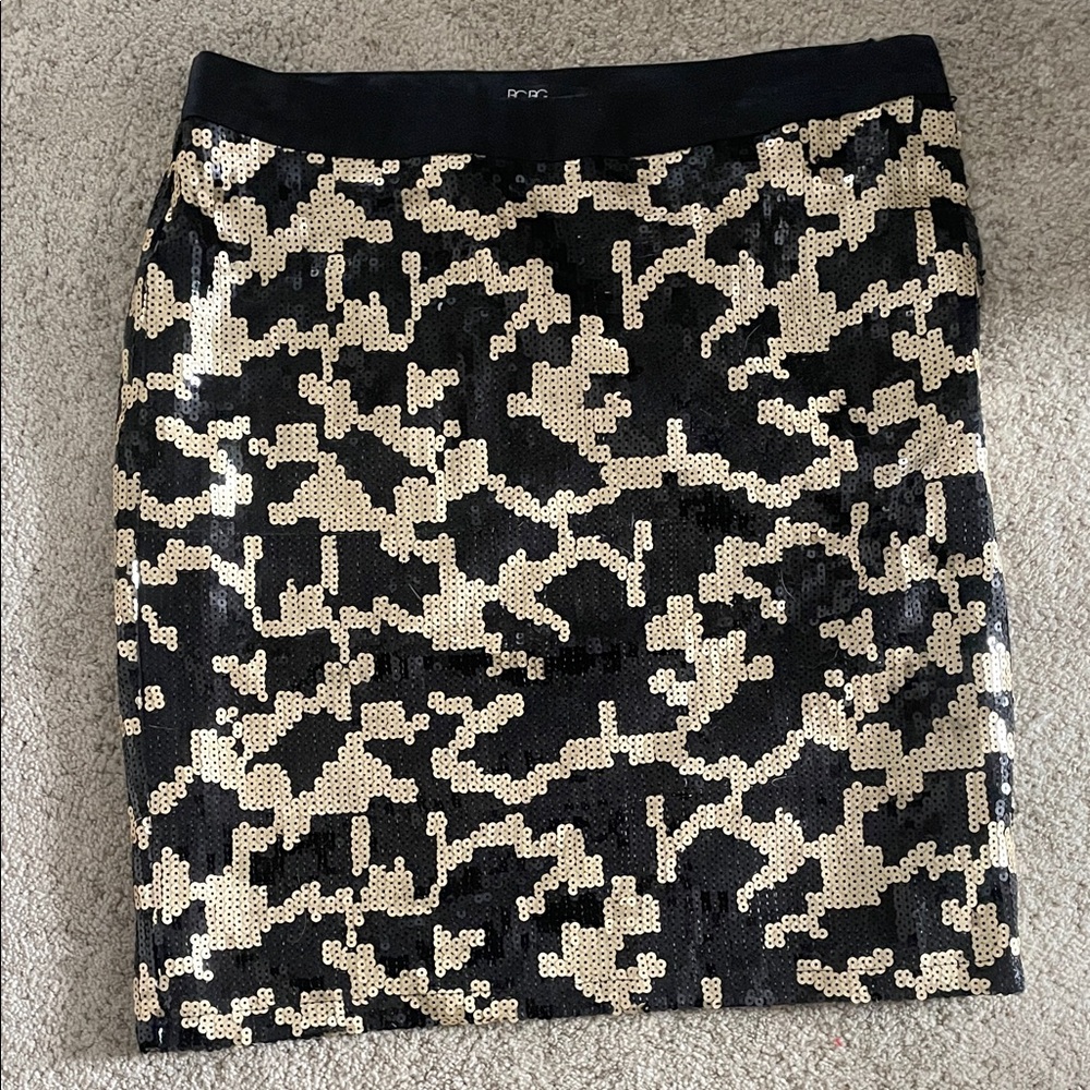 BCBG Black and Gold Sequin Pencil Skirt